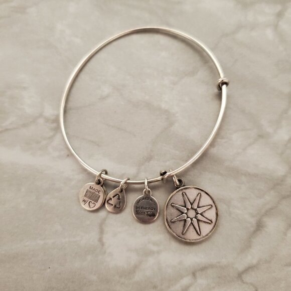 ✨ Alex And Ani Star Of Venus Silver Expandable Charm Bracelet ✨ - Picture 1 of 4